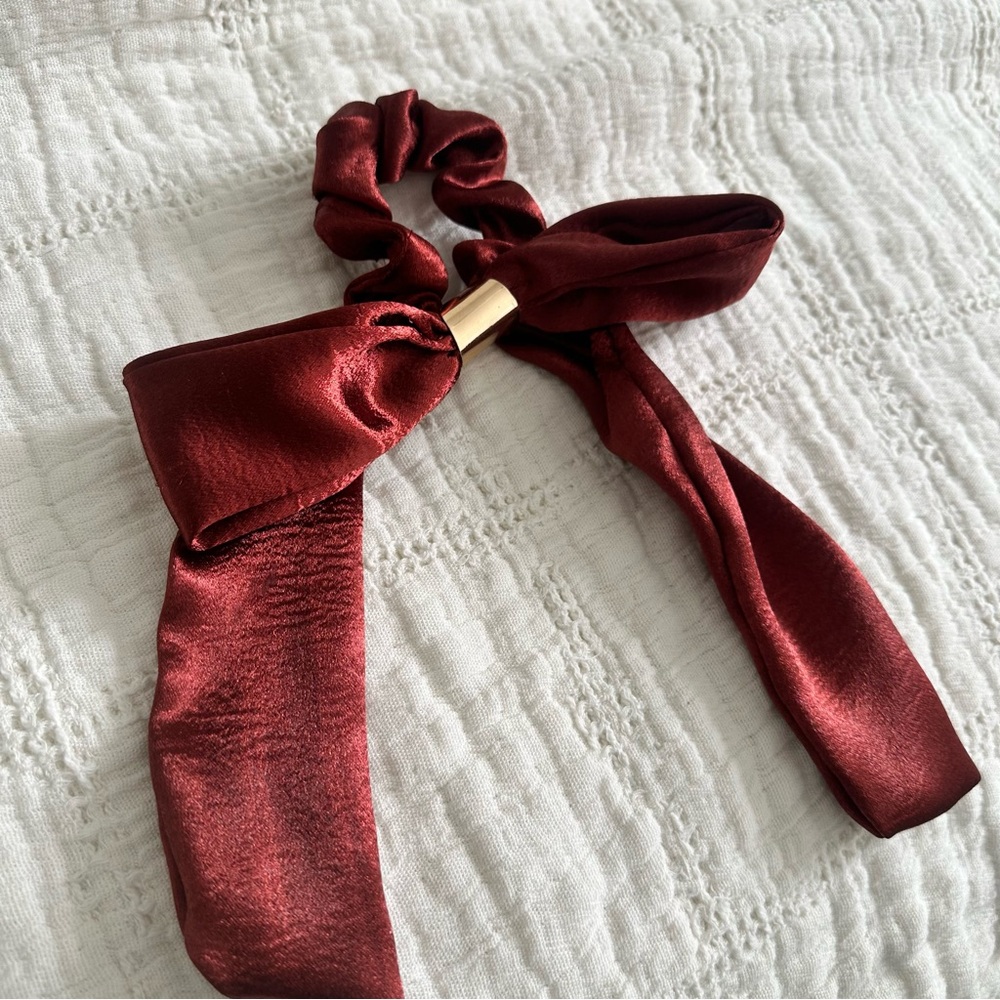 Elegant Burgundy Hair Scrunchie with Gold Accent